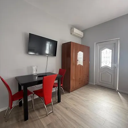 In Near Skanderbeg Square Apartamento Tirana